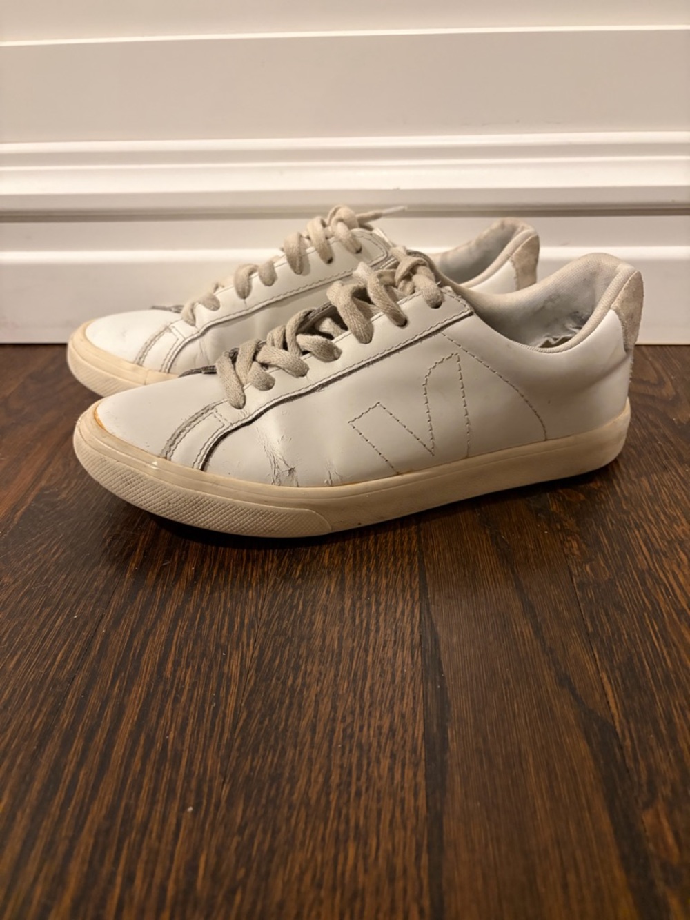 Veja Esplar Leather White Sneaker, Sz 37 (US 6) - Picture 5 of 13